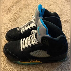 Size 9 - Jordan 5 Retro Mid Aqua men’s DD0587-47 Nike air Jordan